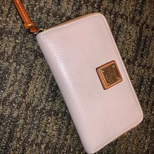 Dooney & Bourke Pebble Grain Zip Around Wallet